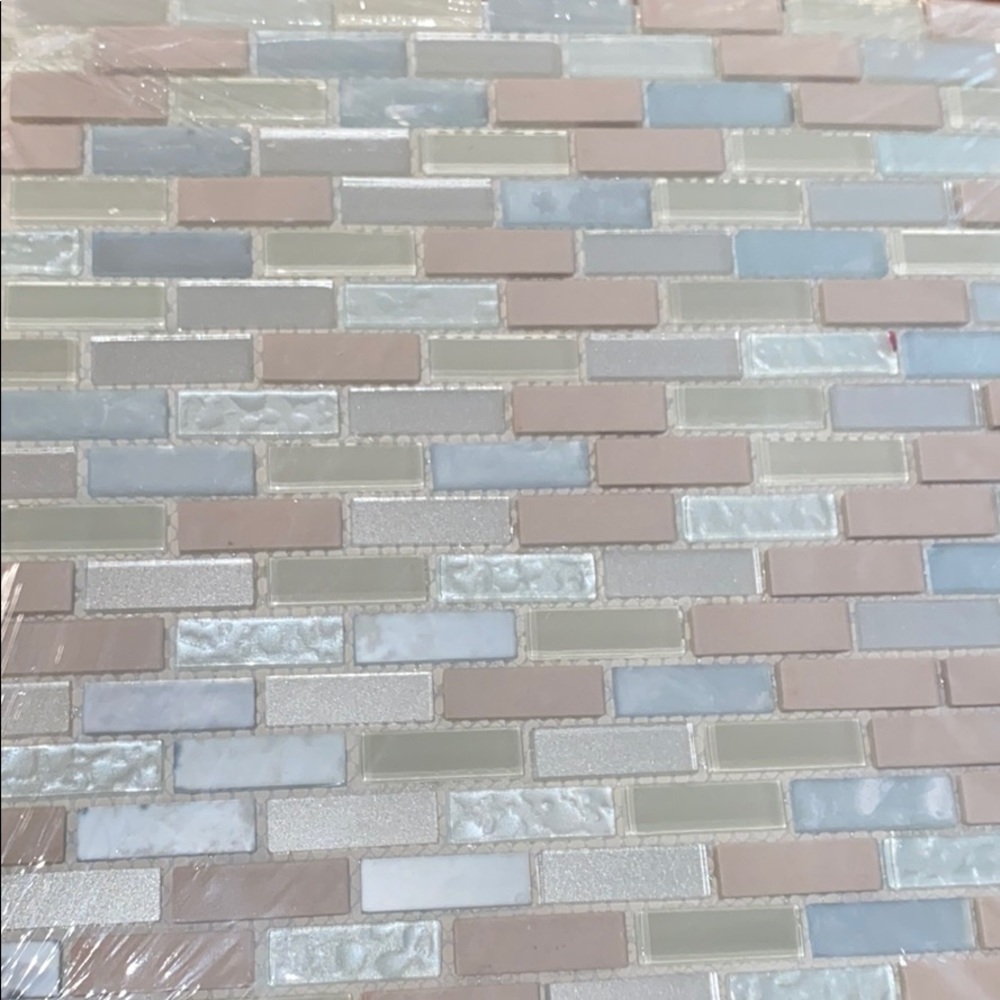 Backsplash tile